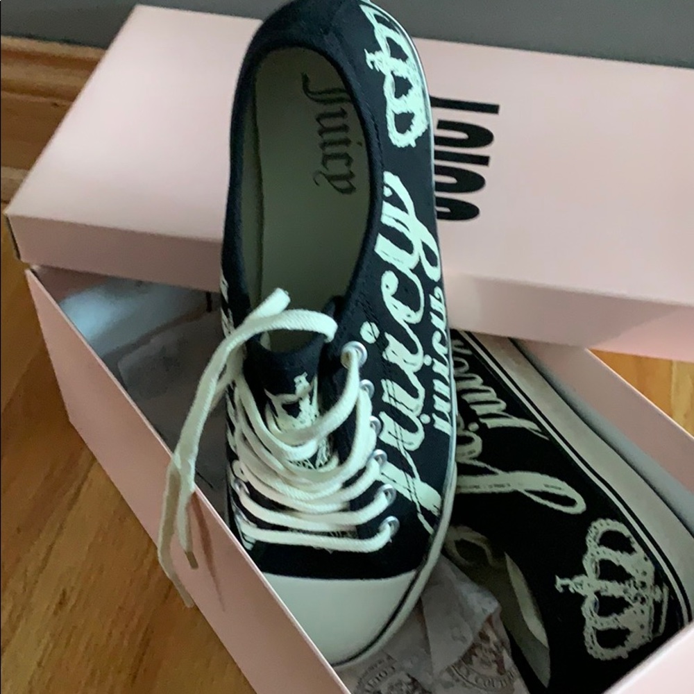 Juicy Couture Black Canvas Sneakers